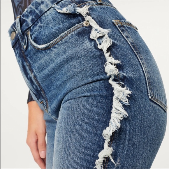 Good American Good Boy Side Fray High Waisted Jeans Size 4/27 - Picture 4 of 13